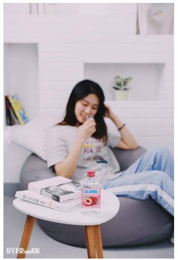 江小白水蜜桃味多少度(蜜桃味江小白有颜有料有口感)-图片3